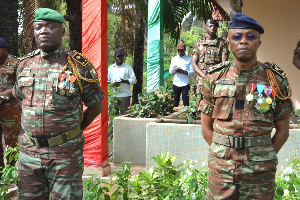 Fructueux Gbaguidi & Bertin Bada au grade de général de division